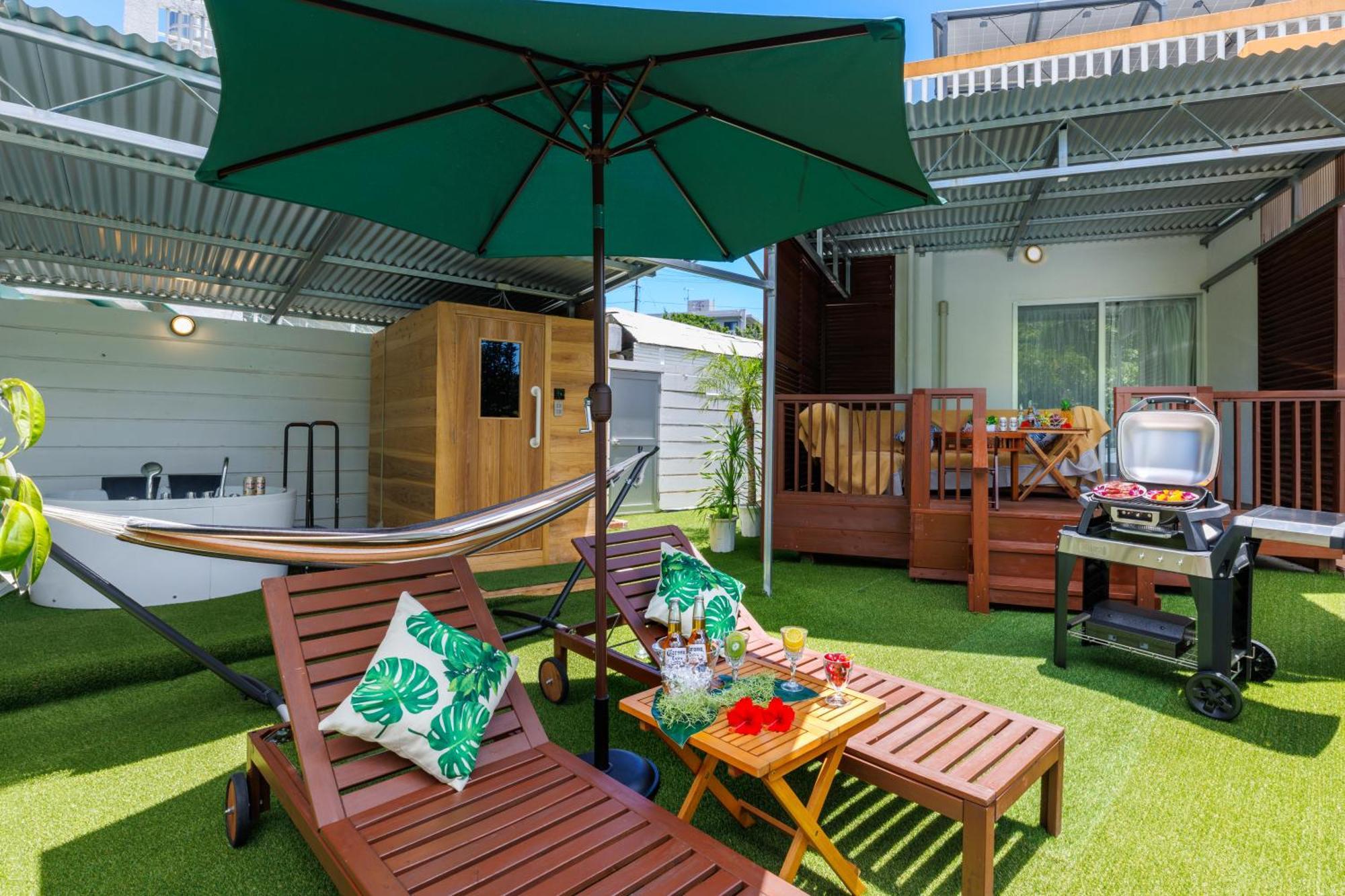 新規オープン サウナ Bbq ジャグジー付き 最大7名 無料駐車場4台 ビーチまで車で5分 Sky House Villa Uruma Dış mekan fotoğraf